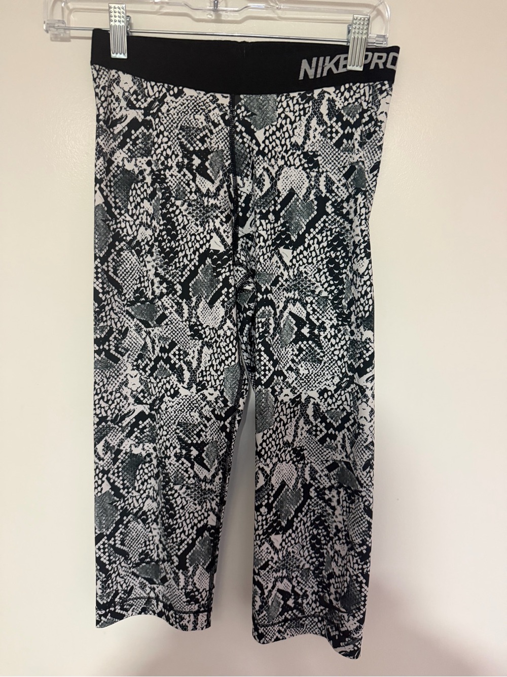 Nike Women’s' Black & White Snake Print Leggings